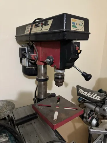 Furadeira de Bancada - Motomil 160 I