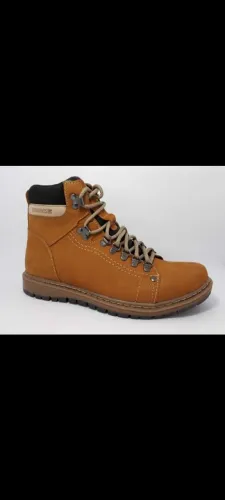 Bota de Couro Marrom/camurça - Conforto e Estilo!