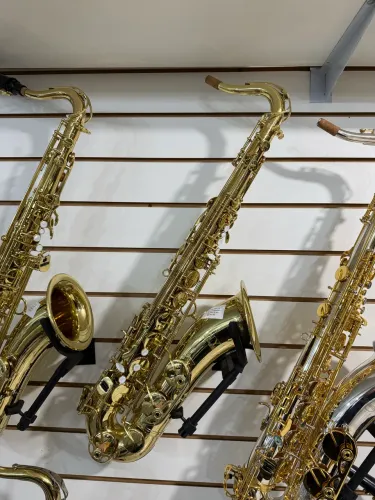 Saxofone Tenor NY Novo