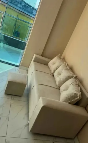 SOFÁ 3 LUGARES ENTREGA GRÁTIS ?