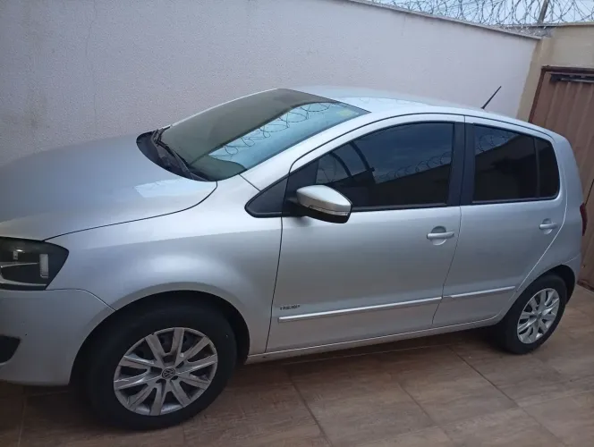 Volkswagen Fox 1.0 MI Total Flex 8V 5P 2010