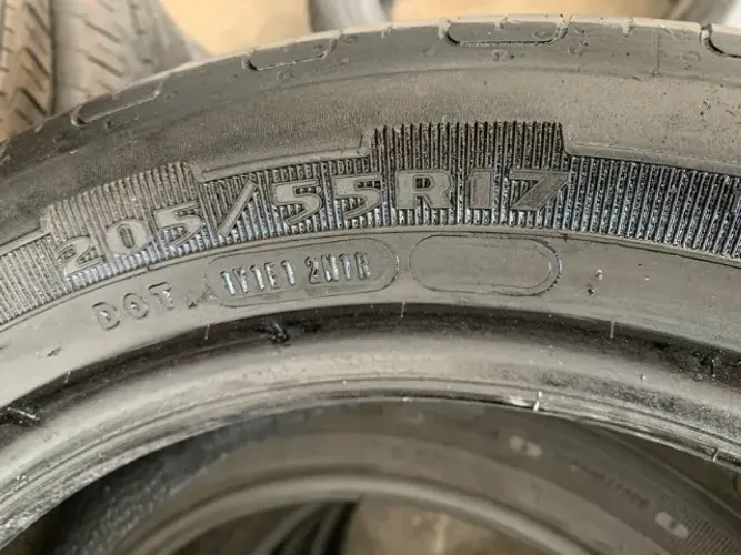 Pneu Caruaru 205/55 R17 semi novo