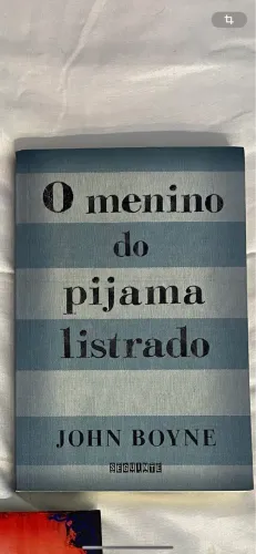 Livro o menino do pijama listrado