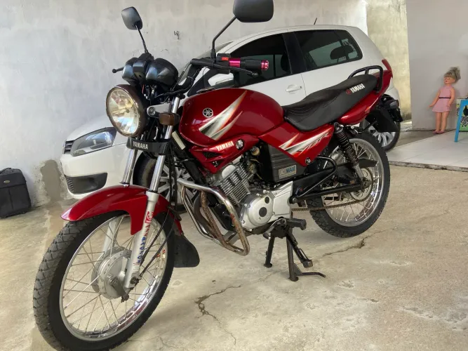 Ybr 125 K com manual e nota fiscal de fábrica. Moto conservada!