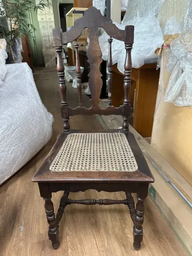 Cadeira Colonial 110cm altura