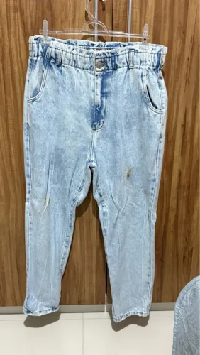 Calça Jeans Lavagem Marmorizada - Tam. 46