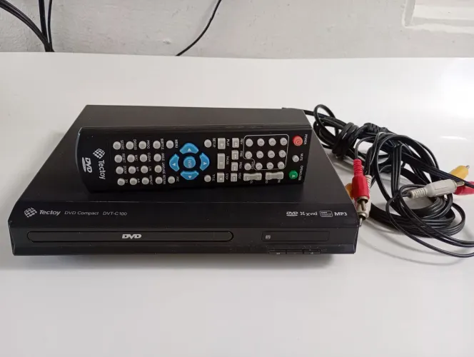 DVD de mesa Tectoy pequena