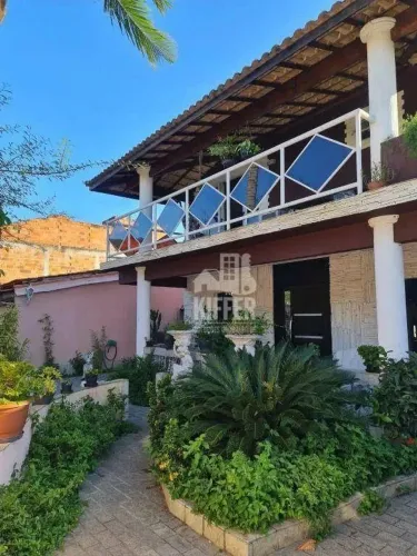 Casa à venda, 220 m² por R$ 1.600.000,00 - Itaipu - Niterói/RJ