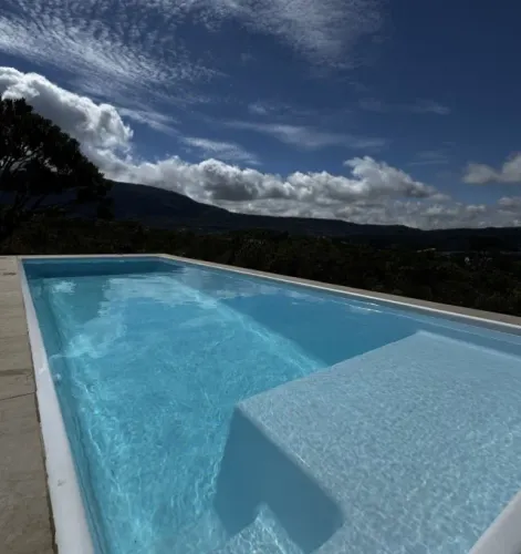 Piscina de fibra 10.80 x 4.10 x 1.40 ate 1.80 com garantia