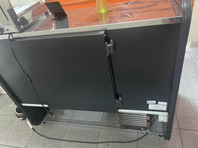 Freezer (Balcão refrigerado)
