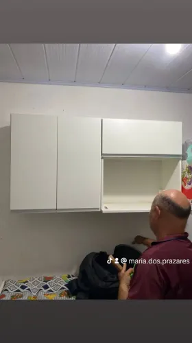 Armário de cozinha branco novo