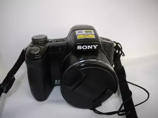 Câmera Sony Dsc H50 completa