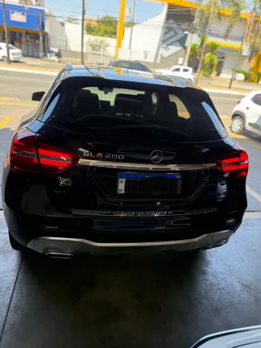 Mercedes-Benz GLA 200 Adv. 1.6/1.6 TB 16V Flex Aut. 2018