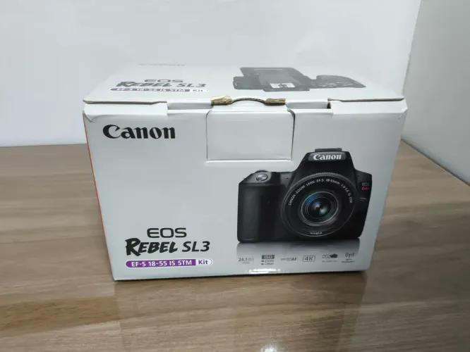 Câmera Cannon SL3 