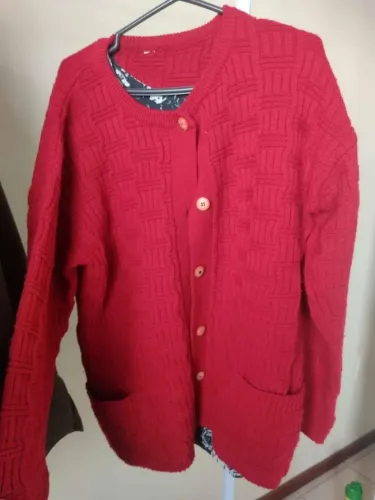 Casaco vermelho em tricot
