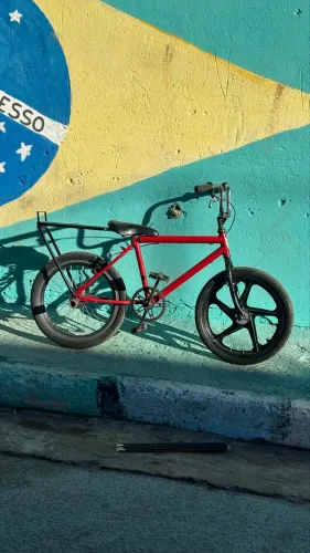 Bike montadinha aro 20
