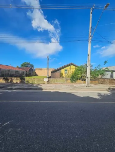 Casa + Terreno leia a descrição faça sua escolha de investimento