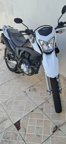 Vendo ou troco em Titan ou fan 160 do mesmo valor