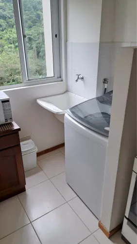 Alugo apartamento mobiliado