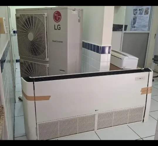 AR-CONDICIONADO COMERCIAL