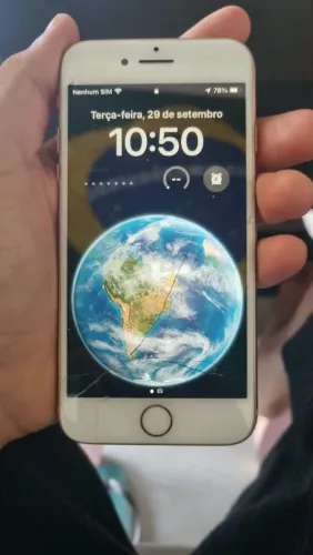 iPhone 8