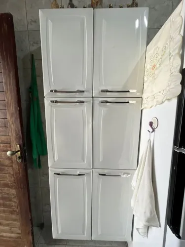 Armário Paneleiro de Cozinha Alto Branco Itatiaia - 6 Portas e Prateleiras.
