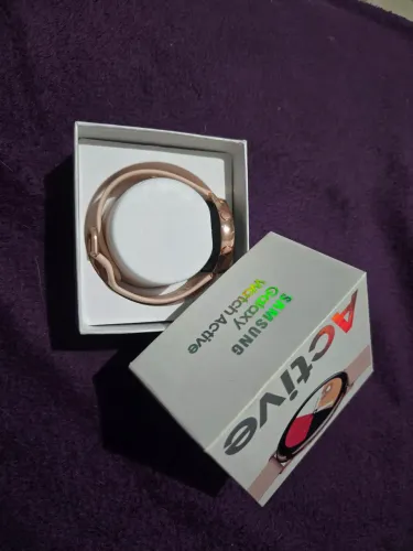 Samsung Galaxy Watch Active Rose 40mm.