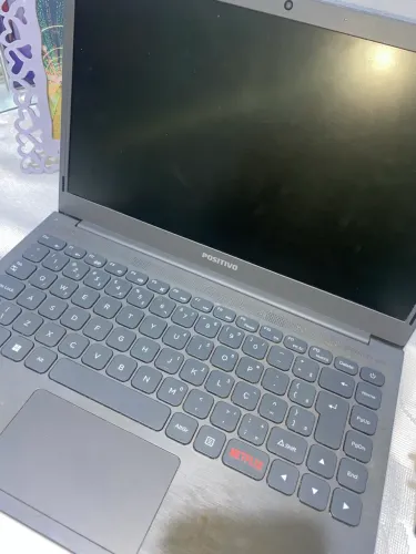 Vendo Notebook Positivo Motion | Windows 11 | Acompanha Carregador Original