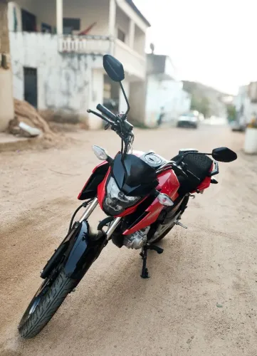 CG 160 2025 Somente 2500km rodados no ponto de transferir ?