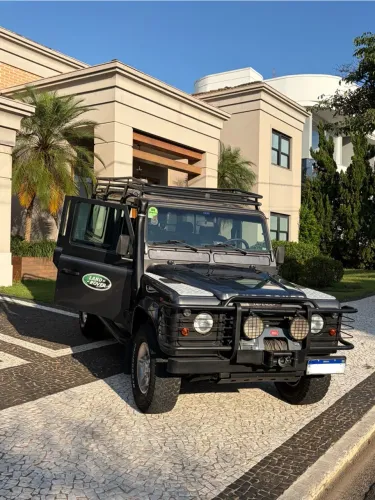 Land Rover Defender 110 TDI County SW Diesel 2002