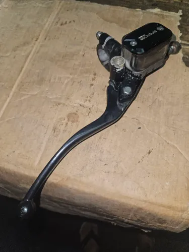 Bomba de freio dianteira titan/bros 150cc