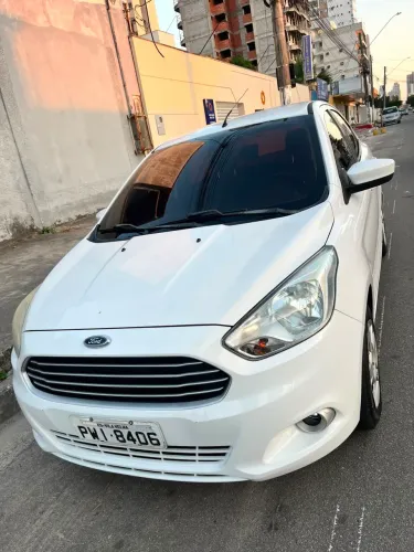 Ford KA+ Sedan 1.5 16V Flex 4P 2015