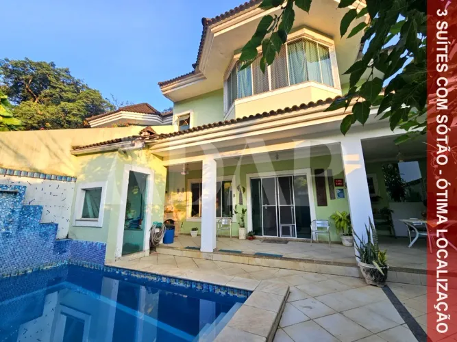 Casa em condomínio na Vargem Pequena, Rio de Janeiro-RJ: 3 quartos, 3 suítes, 3 salas, 5 b