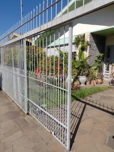 Casa à venda Avenida dos Gaúchos, Sarandi - Porto Alegre