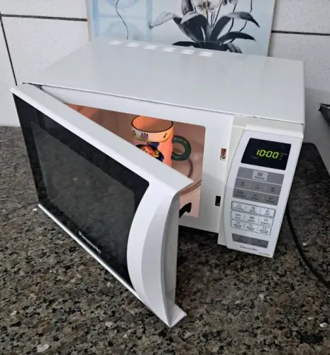 MICROONDAS PANASONIC 20 LITROS