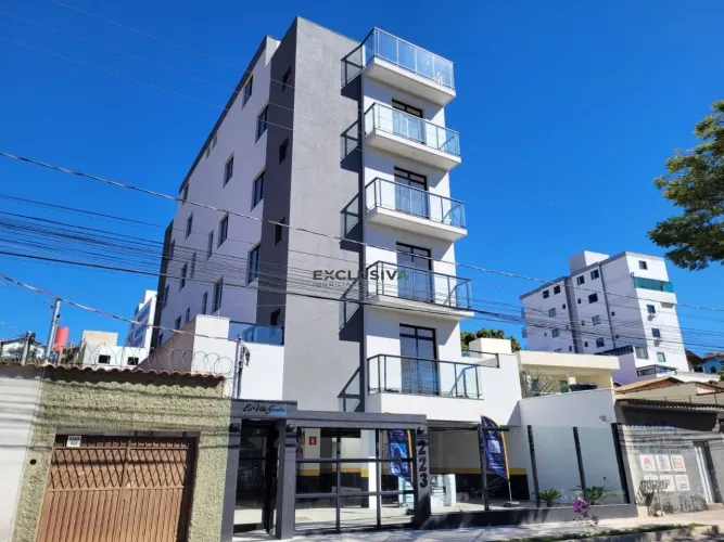 APARTAMENTO COM 02 ÁREAS PRIVATIVAS: 02 QUARTOS SENDO 01 SUÍTE - ELEVADOR - NOVO ELDORADO