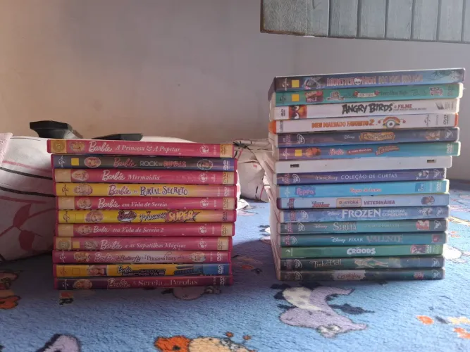Vendo DVD infantil diversos.