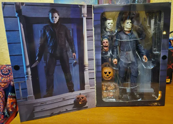 Figura Michael Myers Halloween Ultimates NECA completo!