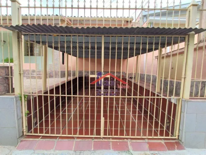Casa com 1 dormitório para alugar, 60 m² por R$ 1.300,00/mês - Vila Proost de Souza - Camp