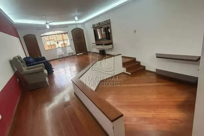 Sobrado para aluguel, 4 quartos, 1 suíte, 8 vagas, Baeta Neves - São Bernardo do Campo/SP