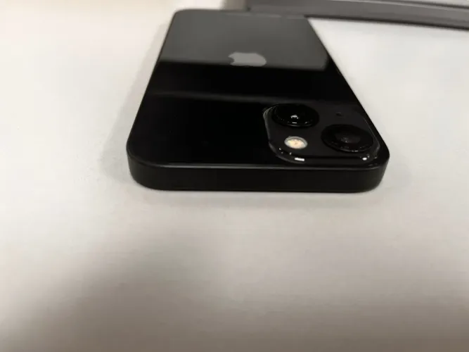 iPhone 13 128GB - Semi novo