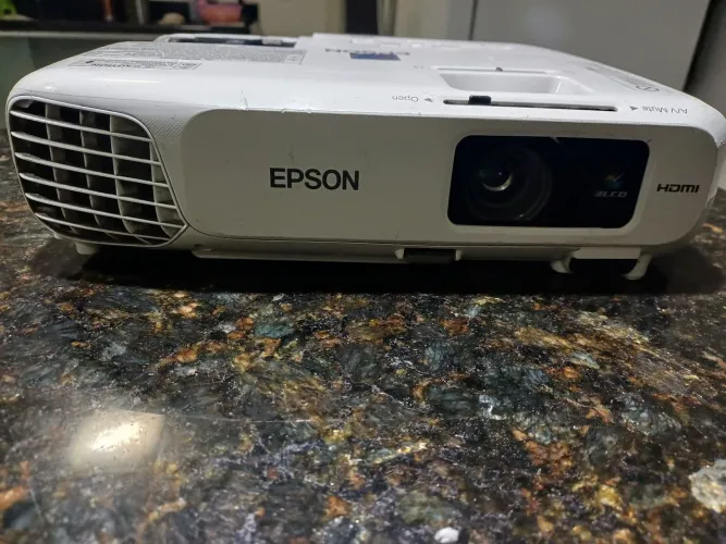 Projetor epson x24+