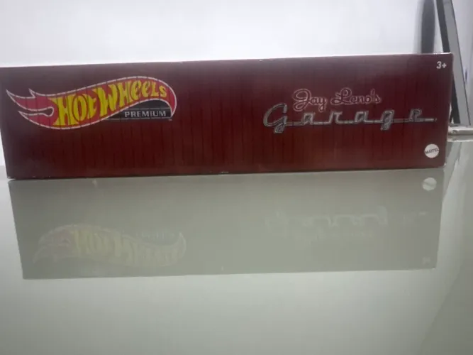 Hot wheels premium car culture container 