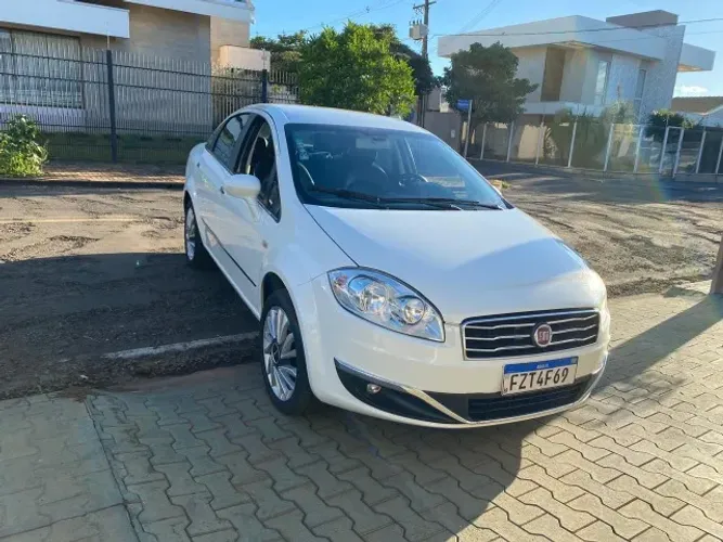 Fiat Linea Absolute 1.9/1.8 Flex Dualogic 4P 2016