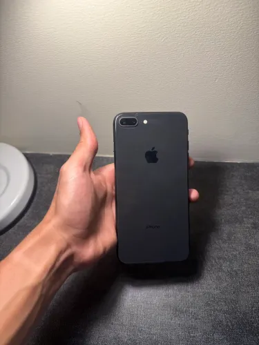 iPhone 8 Plus