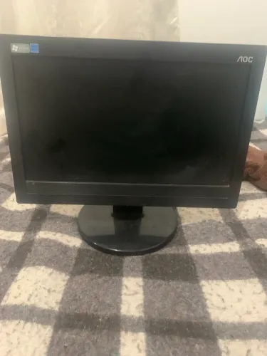 Monitor aoc 519Sw computador sem cabo funcionando normalmente
