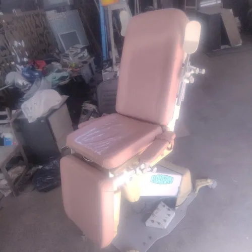Cadeira maçã ginecologista e dentista e tatuagem  e massagista 