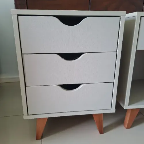 Mesa de cabeceira
