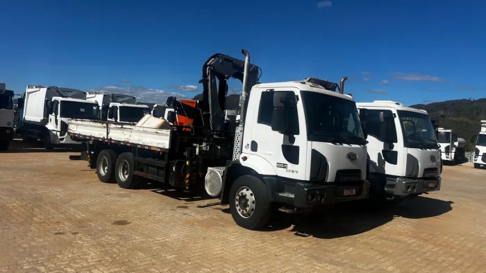 Ford cargo 1723 Munck 9 toneladas