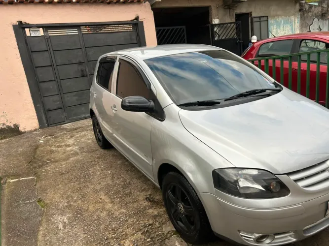 Volkswagen Fox Plus 1.6mi/ 1.6mi Total Flex 8V 3P 2005